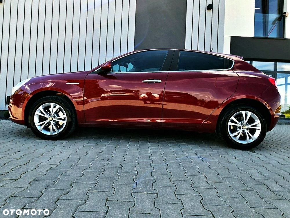 Alfa Romeo Giulietta 2.0 JTDM Veloce - 6