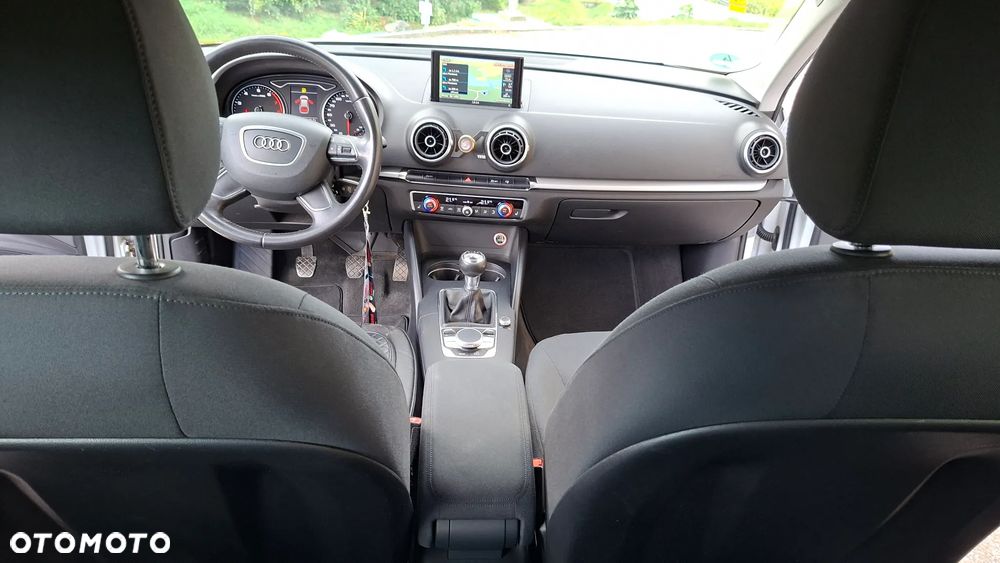 Audi A3 3-drzwiowe 1.4 TFSI Premiere Edition - 5