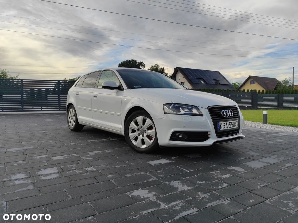 Audi A3 Sportback - 15