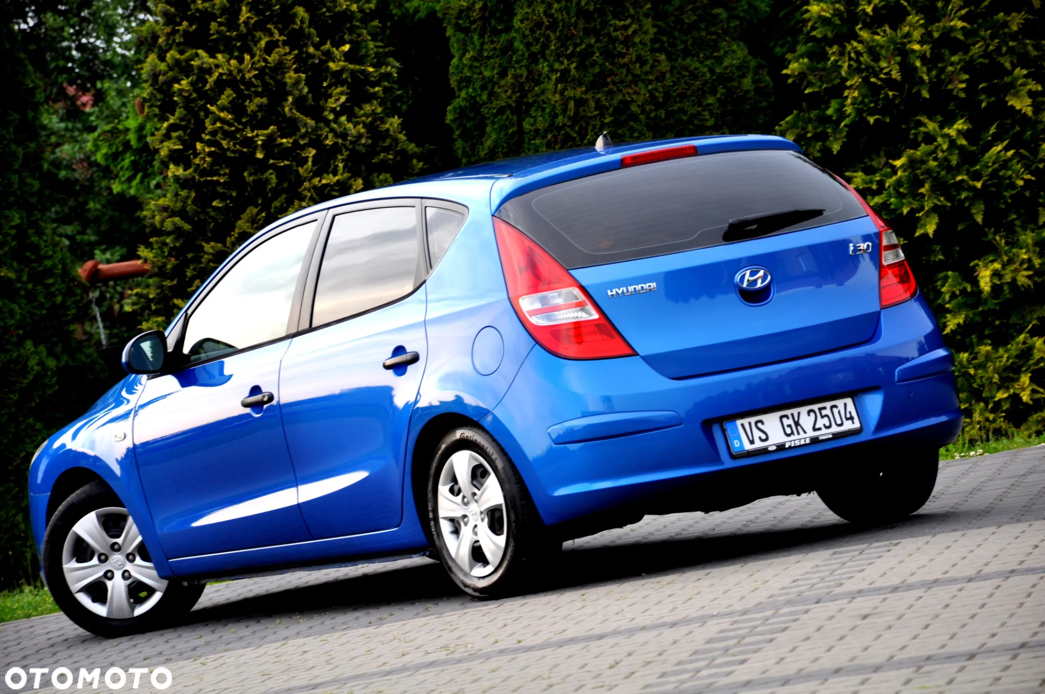Hyundai i30 1.4 Base + - 21