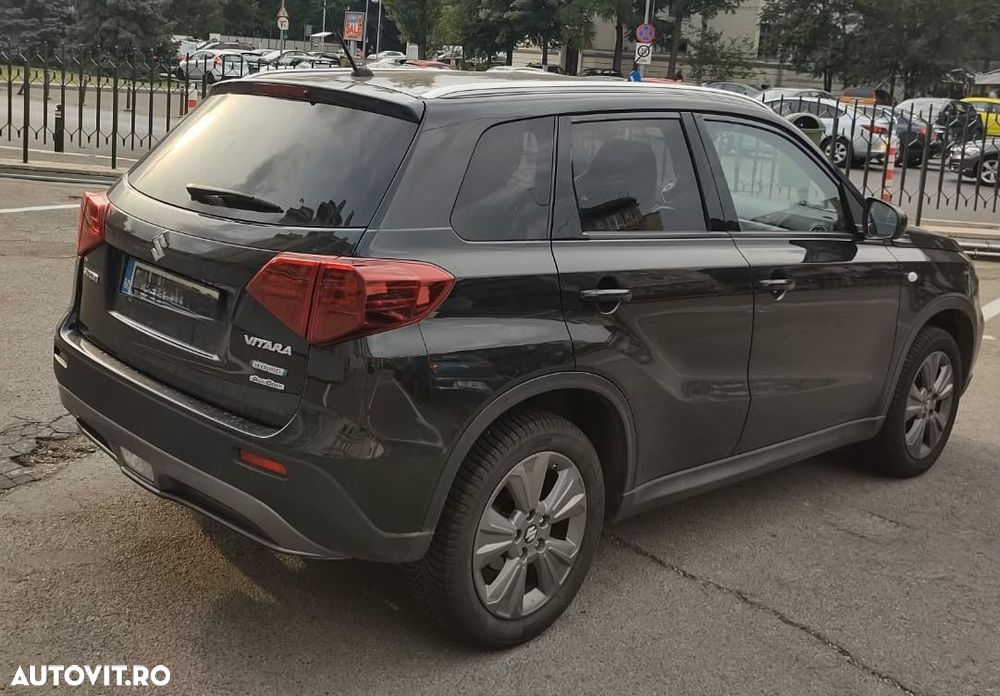 Suzuki Vitara 1.4 Boosterjet AllGrip MHEV Passion - 2