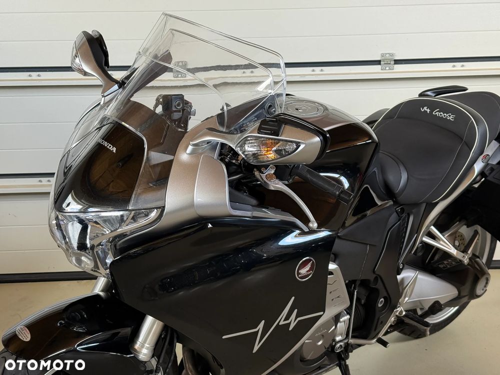 Honda VFR - 30