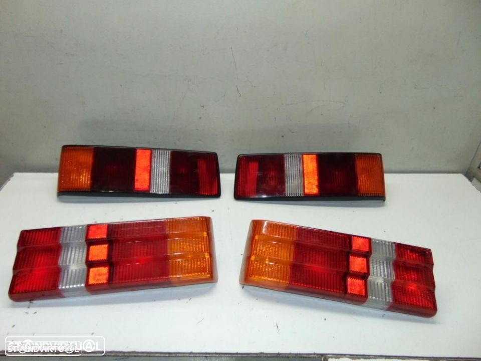 Ford Escort farolins de trás - 1