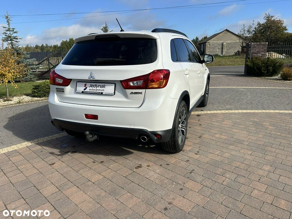Mitsubishi ASX - 9