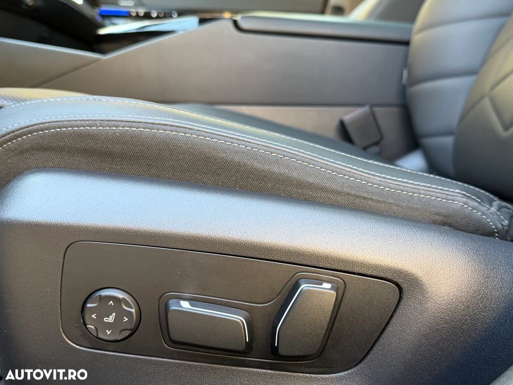 BMW Seria 5 520i Aut. M Sport Edition - 26