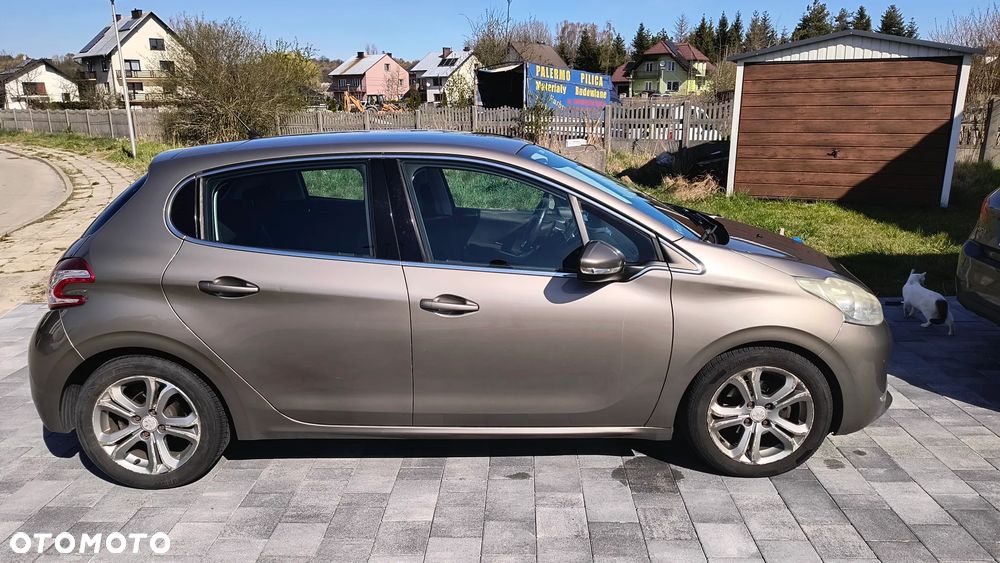 Peugeot 208 1.6 e-HDi Active STT - 5