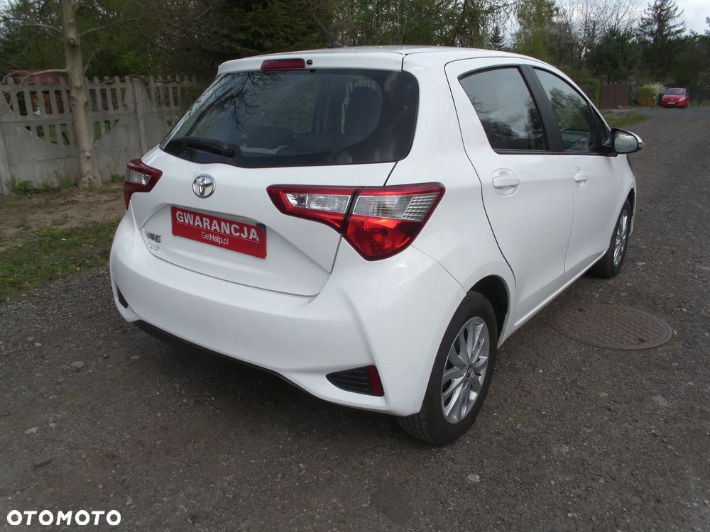 Toyota Yaris 1.5 Premium - 6
