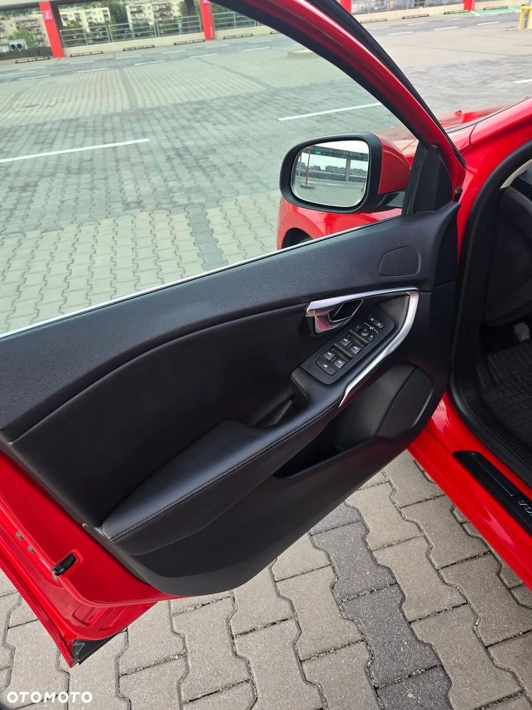 Volvo V40 - 14