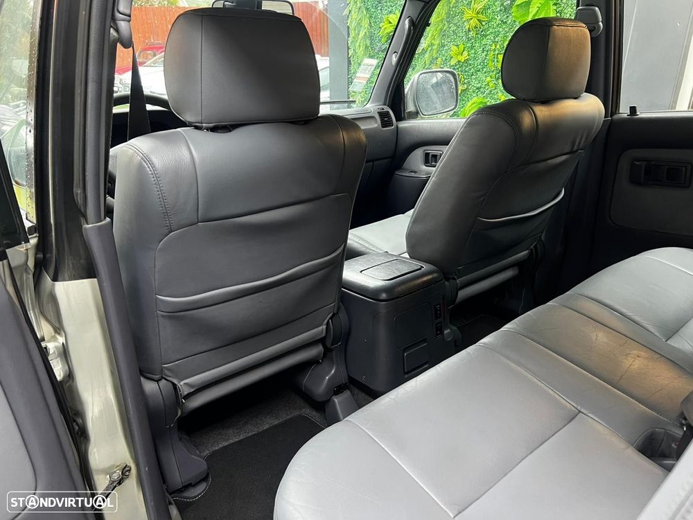 Toyota Land Cruiser 3.0 TD Pack 2 - 11