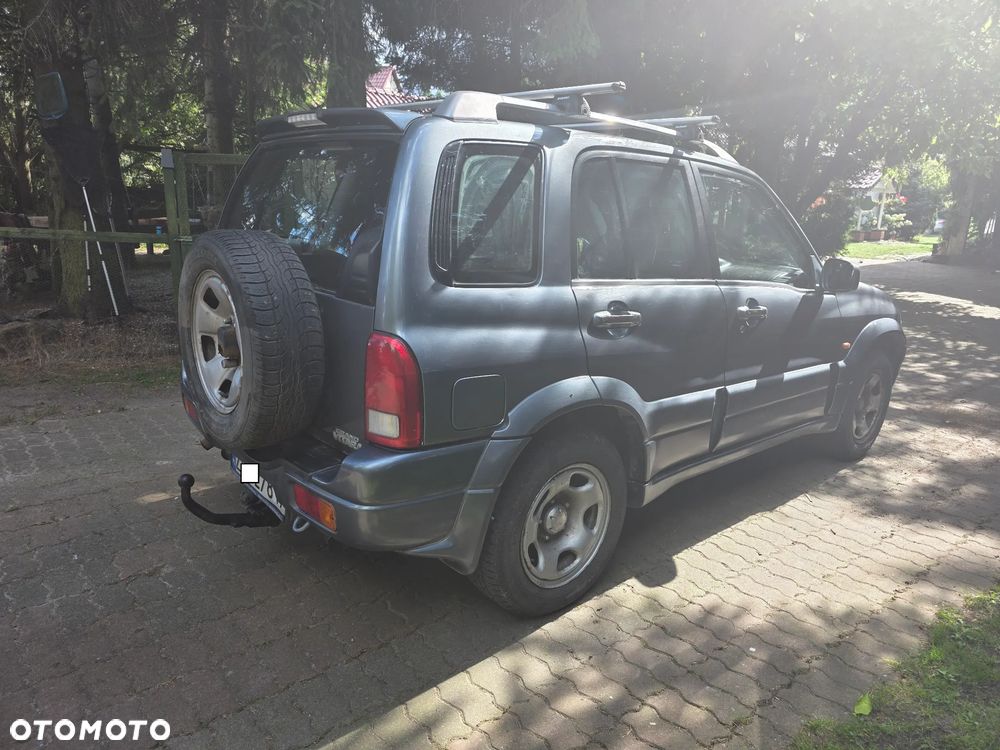 Suzuki Grand Vitara 2.0 Special Edition - 3