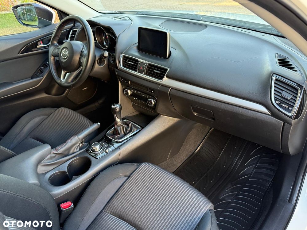 Mazda 3 - 7