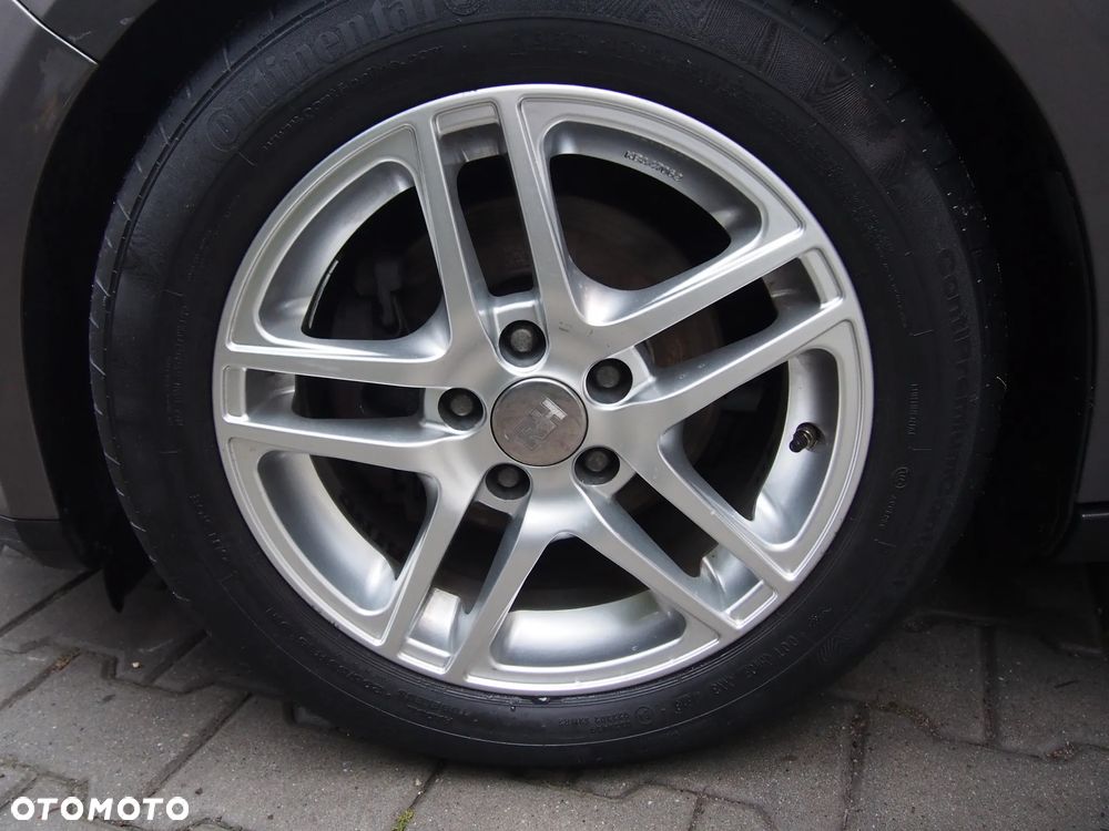 Ford Focus 1.0 EcoBoost Gold X (Trend) - 22