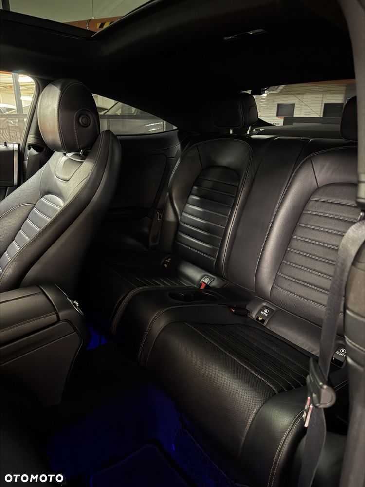 Mercedes-Benz Klasa C 43 AMG 4MATIC - 11