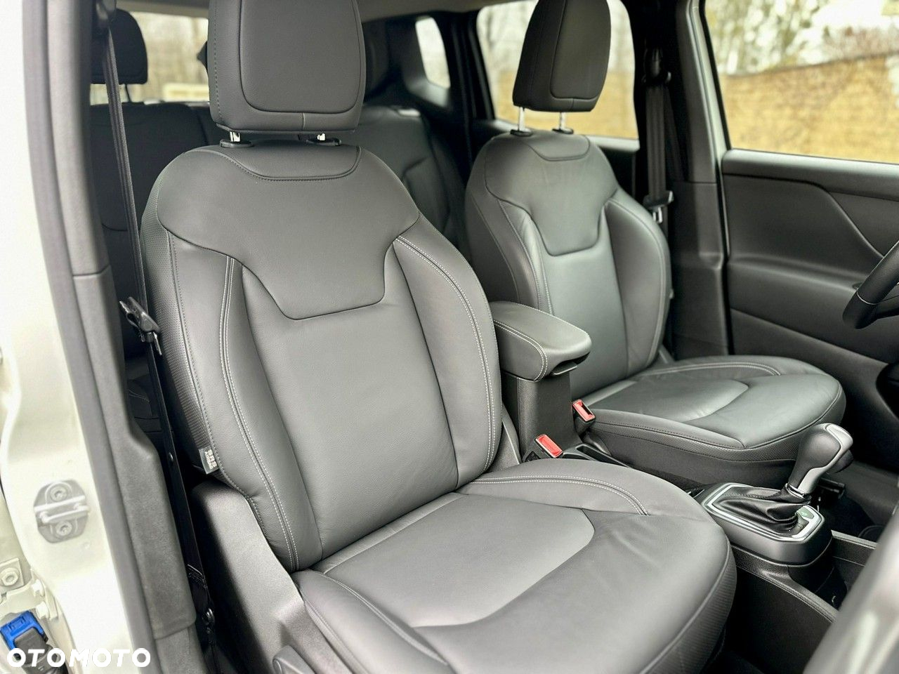 Jeep Renegade - 8
