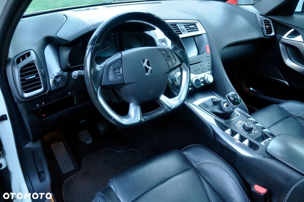 Citroën DS5 1.6 THP SportChic - 11