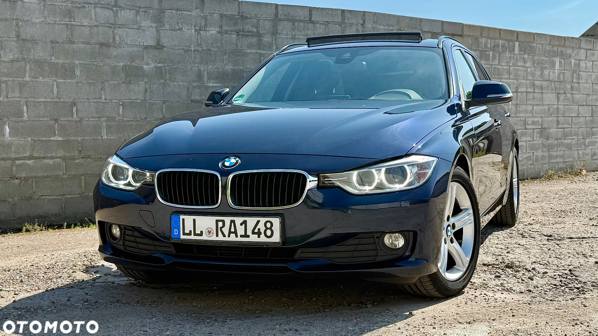 BMW Seria 3 318d DPF Touring Edition Exclusive - 2