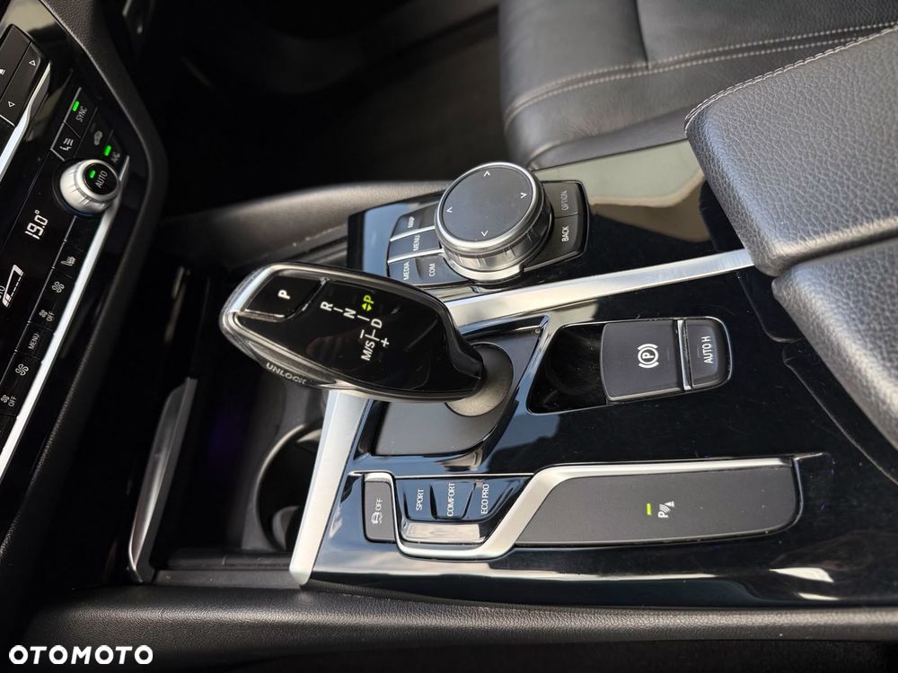BMW Seria 5 - 21