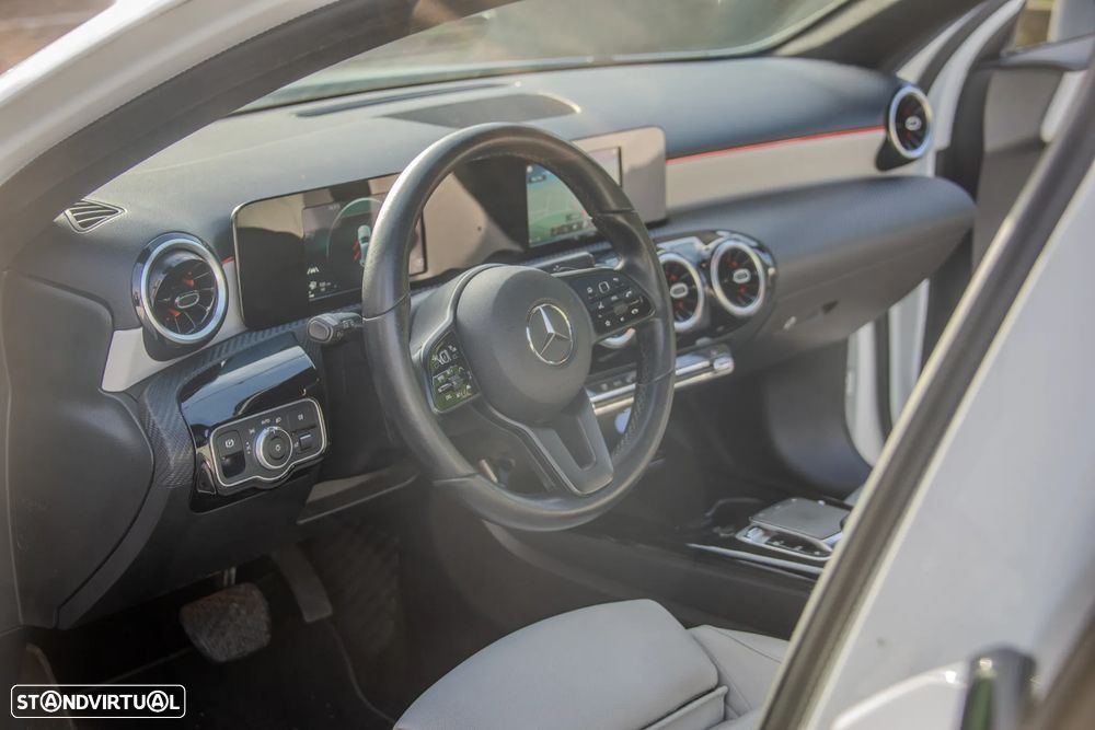 Mercedes-Benz A 200 7G-DCT Advanced Progressive - 18