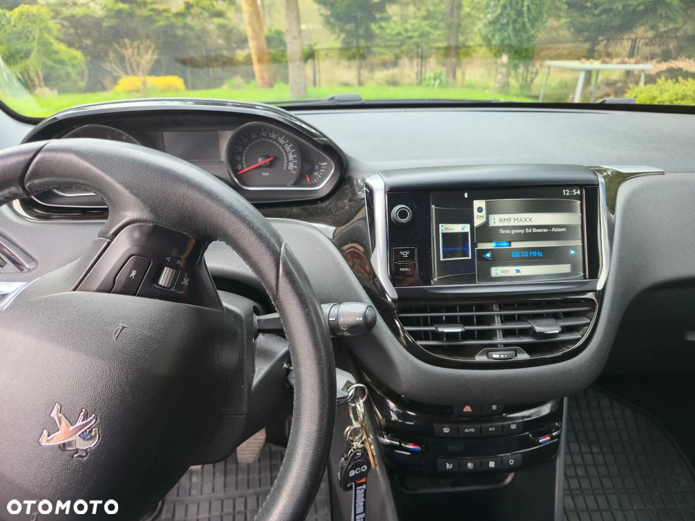 Peugeot 208 1.2 PureTech Active - 5