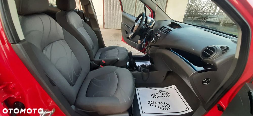 Chevrolet Spark - 28