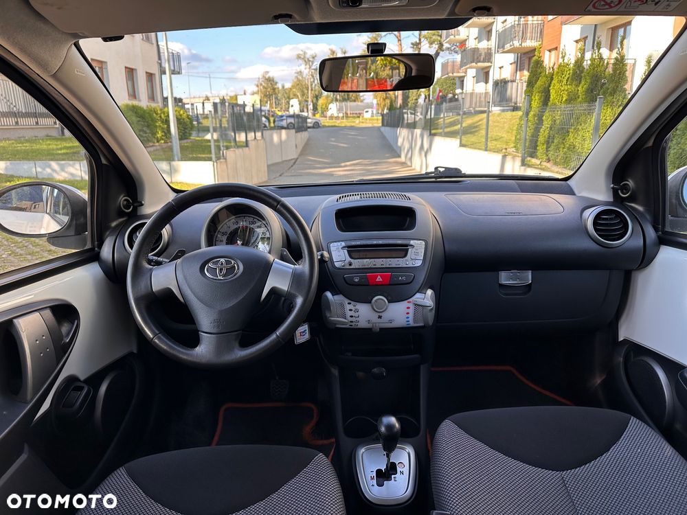 Toyota Aygo - 11
