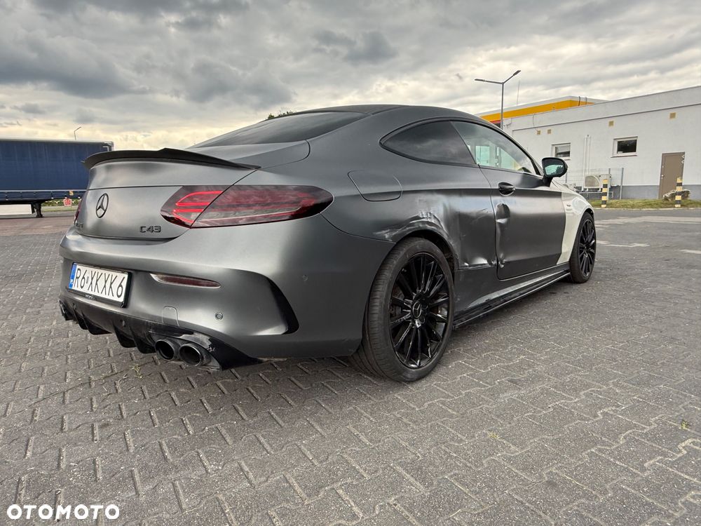 Mercedes-Benz Klasa C AMG 43 4Matic 9G-TRONIC - 14