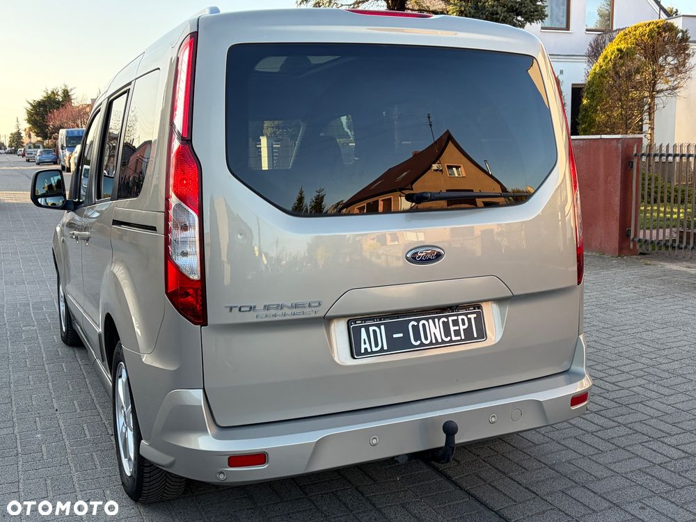 Ford Tourneo Connect 1.5 TDCi Start-Stop Titanium - 4