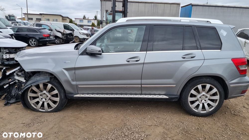 Mercedes-Benz GLK 220 CDI DPF BlueEFFICIENCY 7G-TRONIC SPORT EDITION - 9