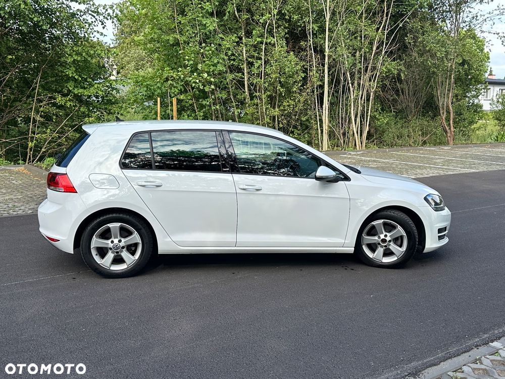 Volkswagen Golf 2.0 TDI SCR Highline - 14