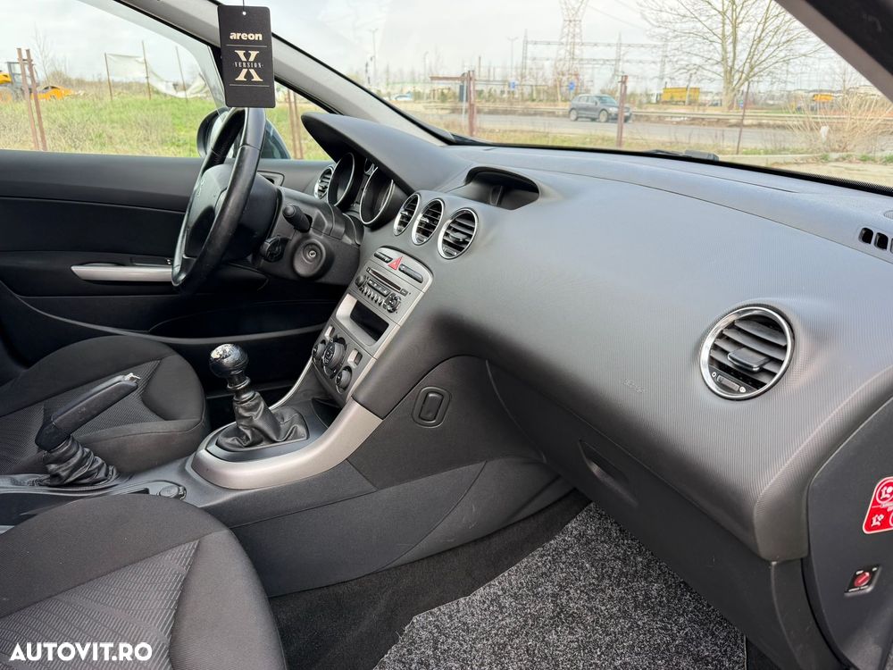 Peugeot 308 1.6 e-HDI FAP STT Acces - 7