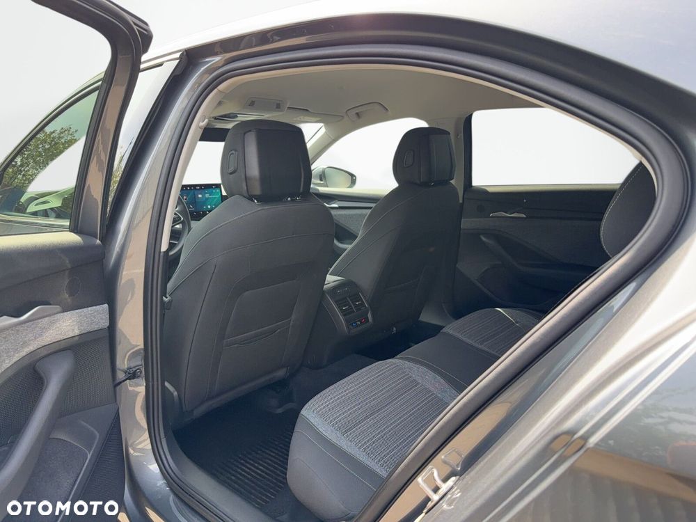 Skoda Superb - 35