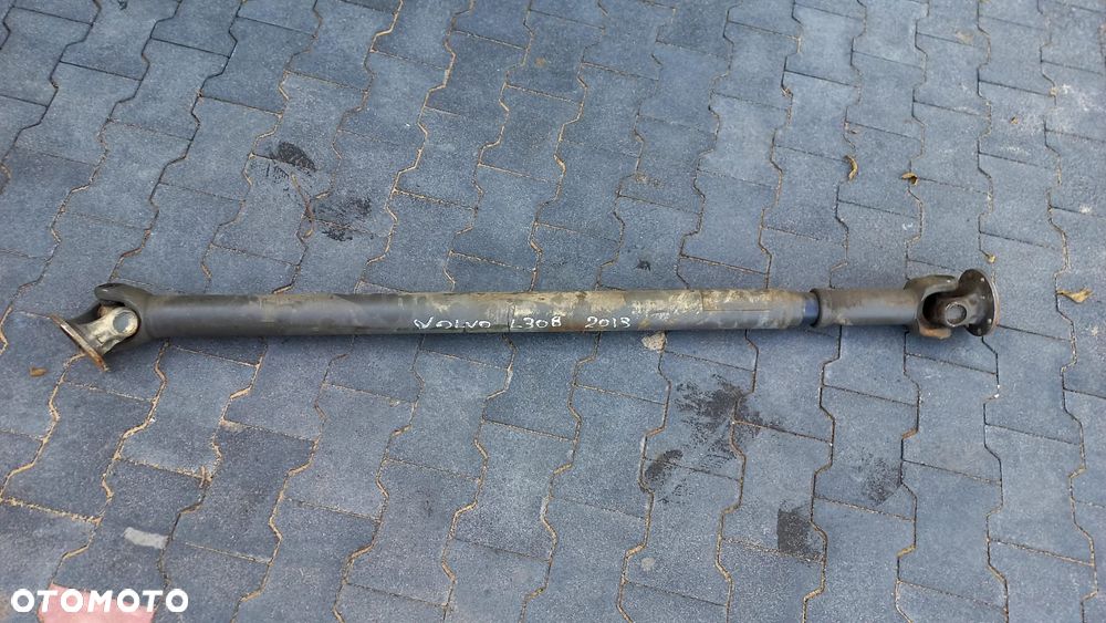 wał napędowy kardana volvo l30b