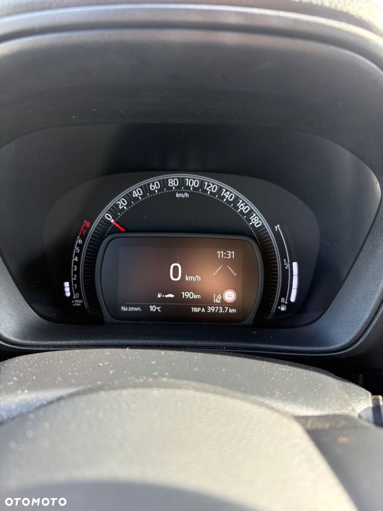 Toyota Aygo X Air Limited - 28