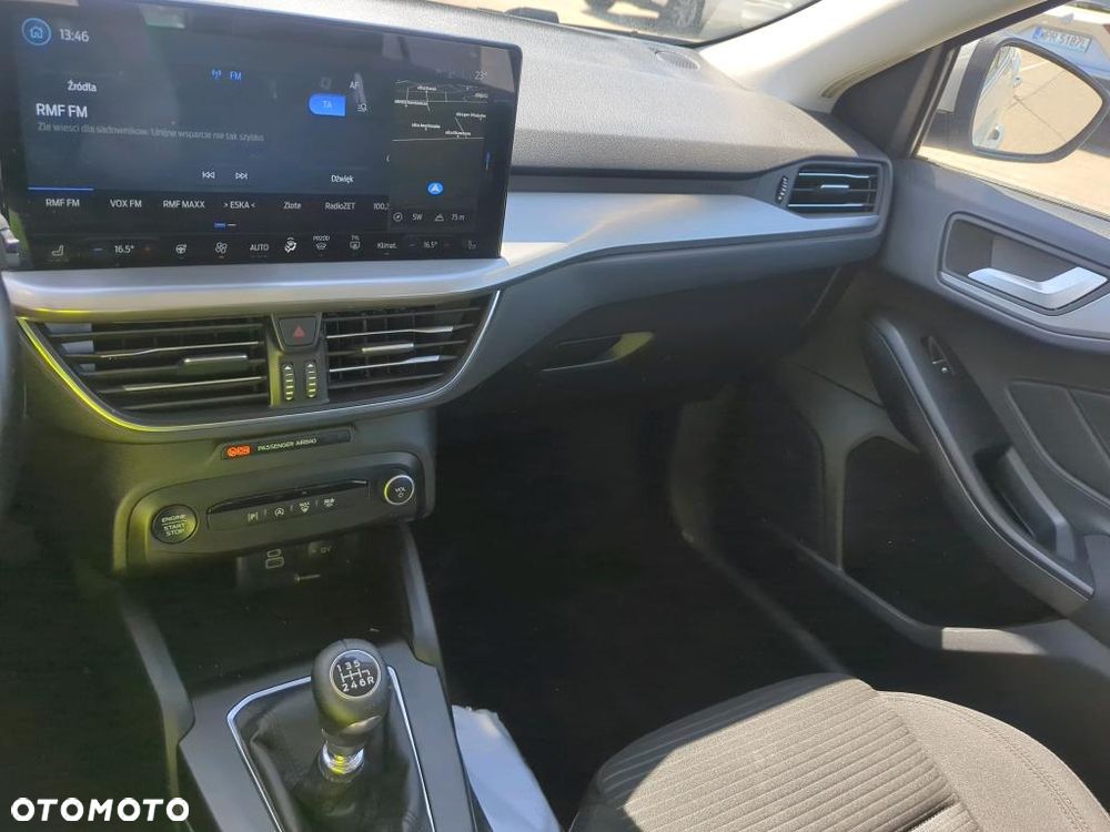 Ford Focus 1.0 EcoBoost Titanium - 8