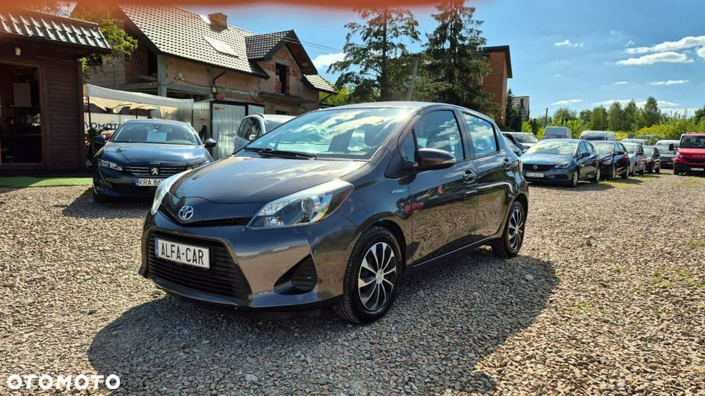 Toyota Yaris - 4