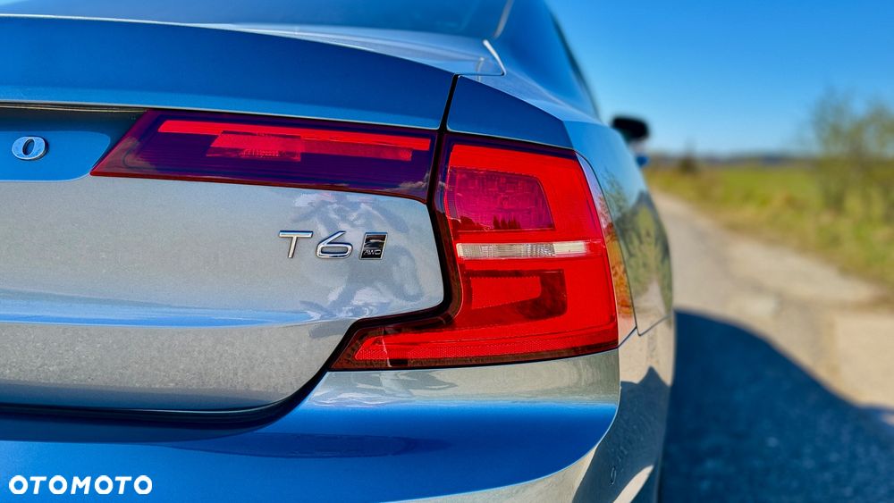 Volvo S90 T6 AWD Geartronic Momentum Pro - 18