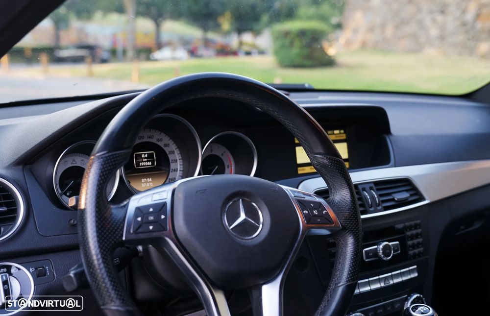 Mercedes-Benz C 220 CDi BE - 12