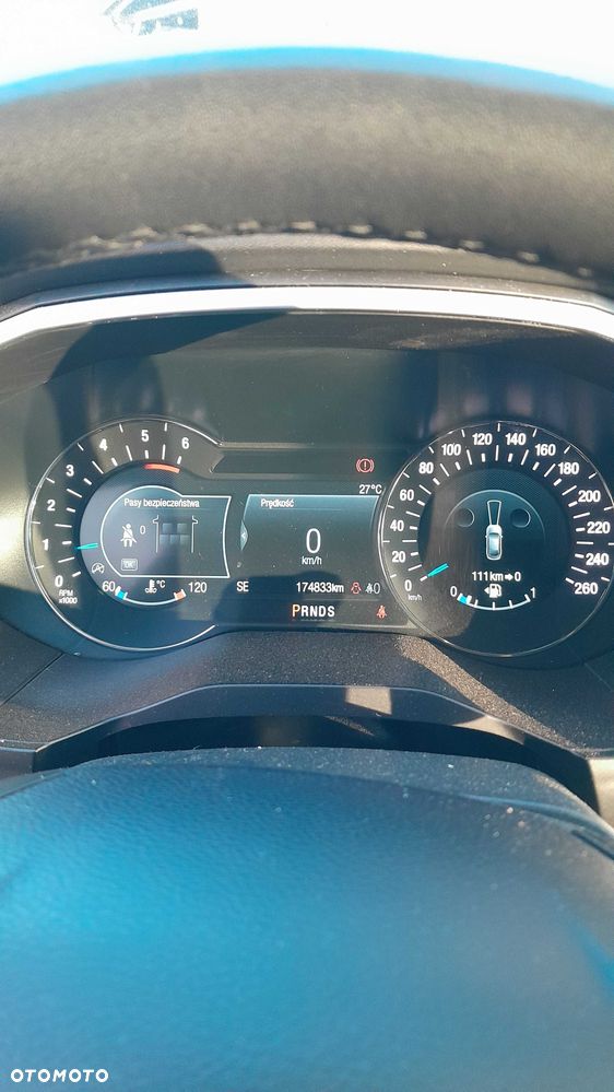 Ford S-Max - 8