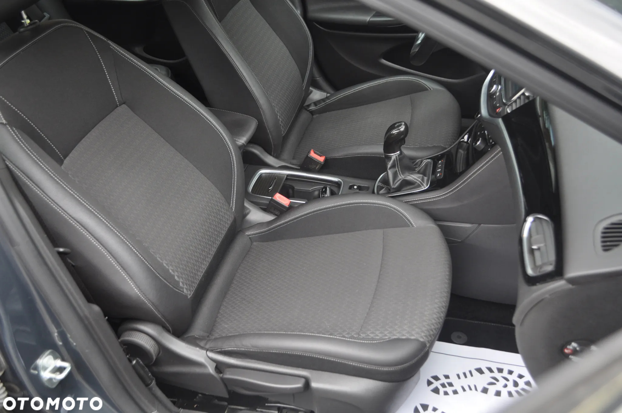 Opel Astra 1.4 Turbo Start/Stop Innovation - 21