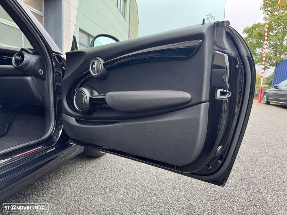 MINI Cabrio John Cooper Works Auto Desportiva - 11