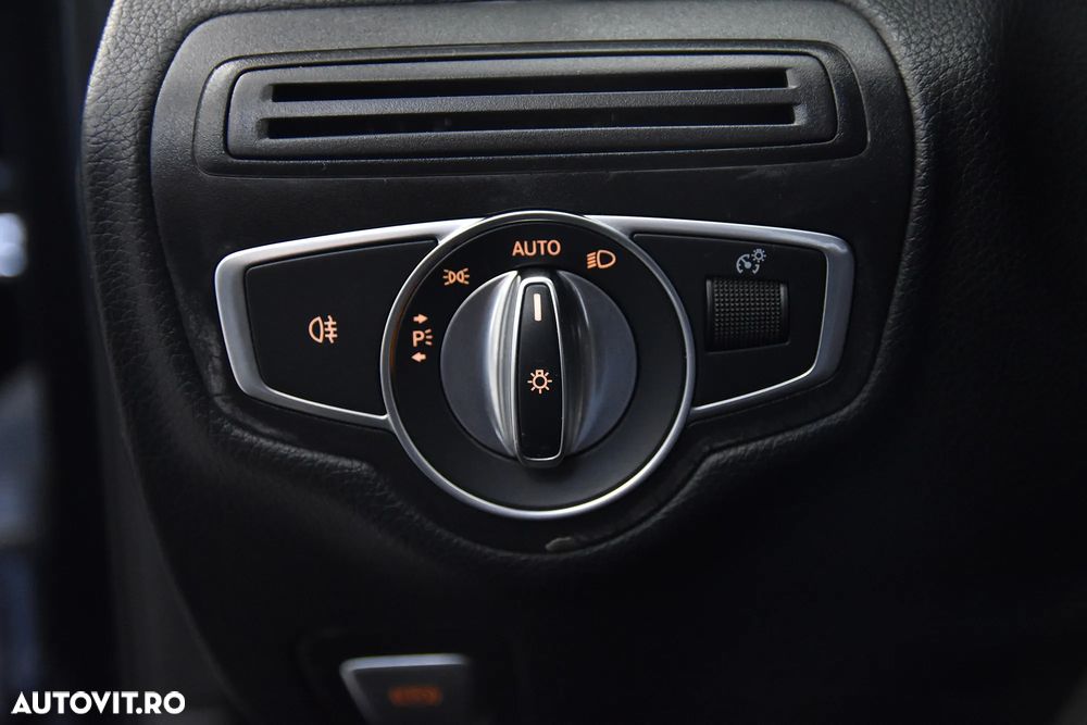 Mercedes-Benz C - 15