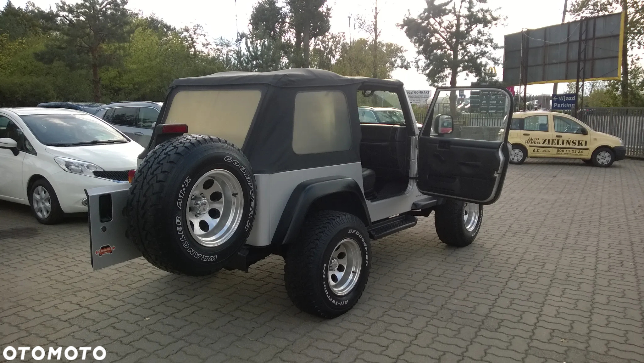 Jeep Wrangler 4.0 Automatik Sahara - 22