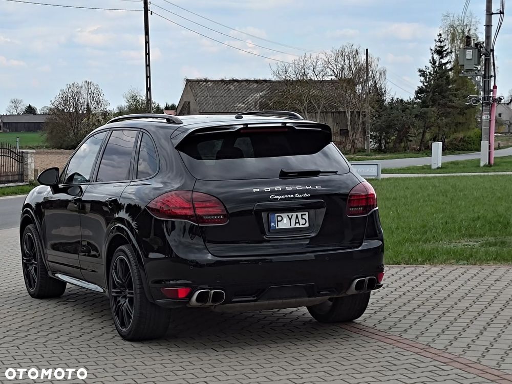 Porsche Cayenne Turbo Tiptronic S - 22