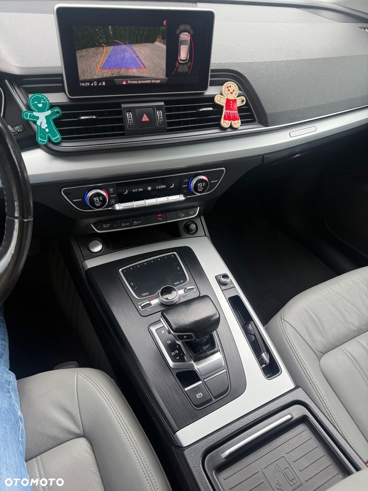 Audi Q5 2.0 TDI Quattro Design S tronic - 4