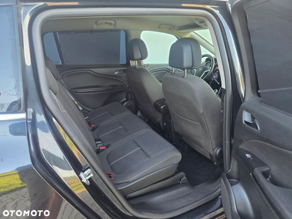 Opel Zafira - 13