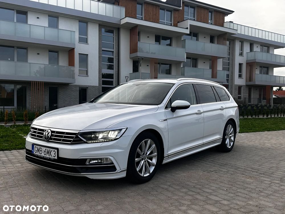 Volkswagen Passat Variant 2.0 TDI SCR 4Motion DSG Highline - 15