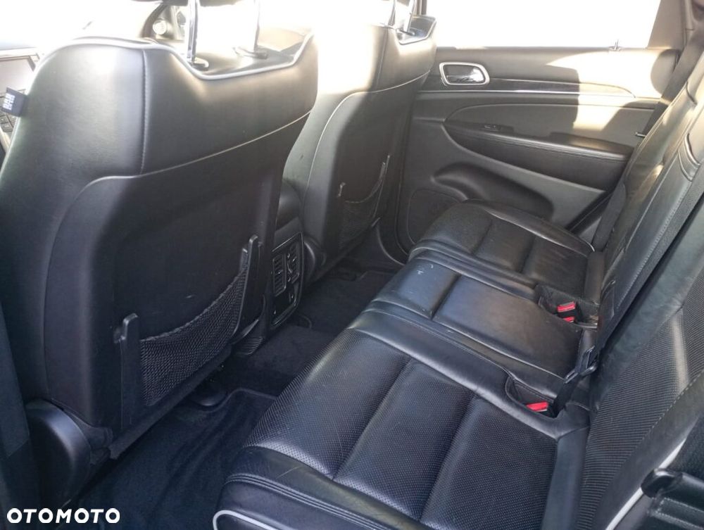 Jeep Grand Cherokee - 14