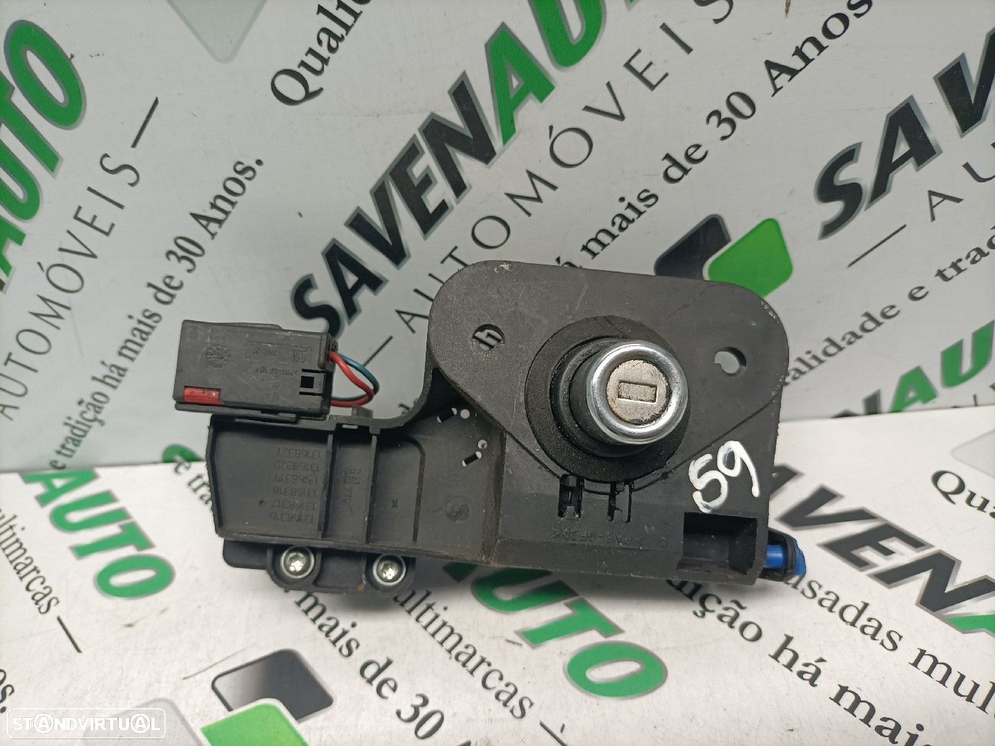 Interruptor / Switch / Botão Da Mala Opel Corsa C (X01) - 1