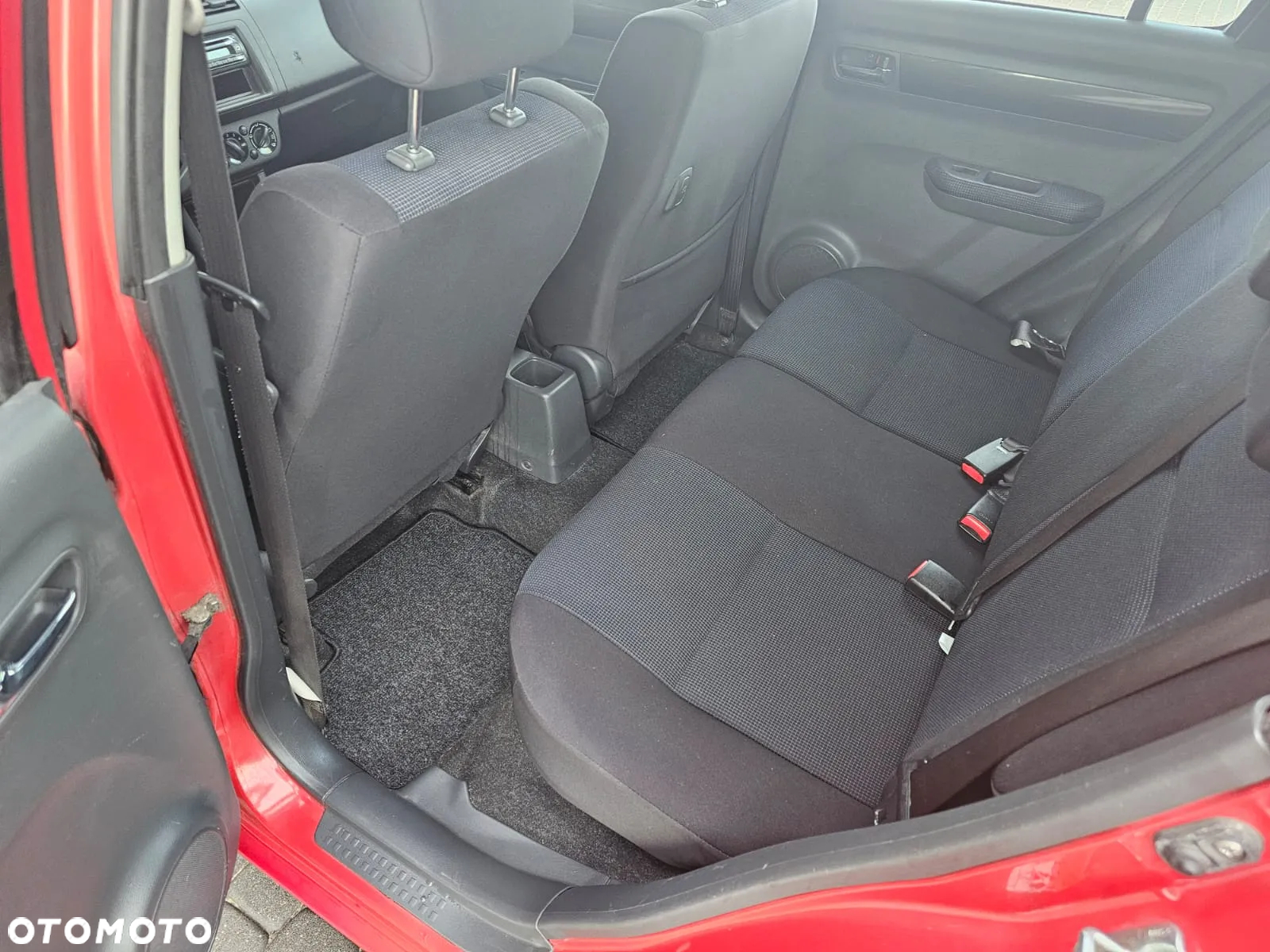 Suzuki Swift - 16