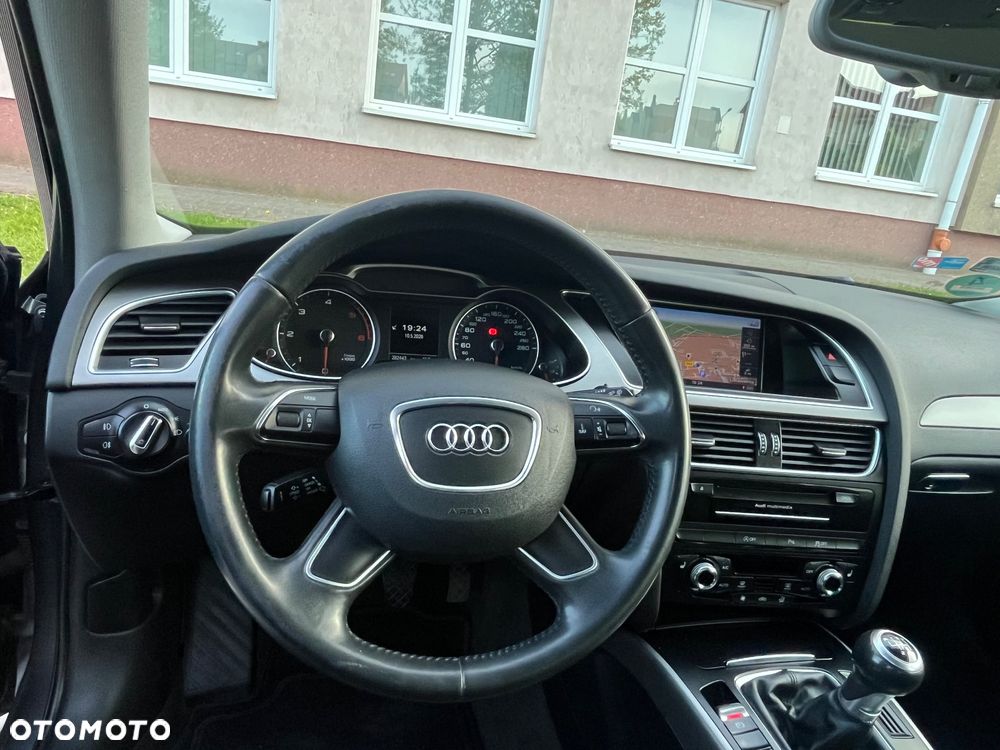 Audi A4 Avant 2.0 TDI DPF Ambition - 32